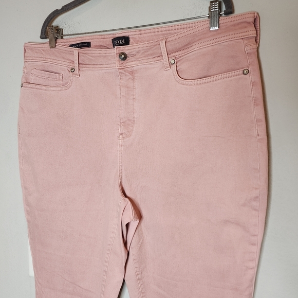 NYDJ Marilyn Straight Pink Cuffed Cropped Stretch Denim Pants Women's size 20W - Picture 13 of 16